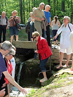 Dricka-Brunn - Tyringedagarna